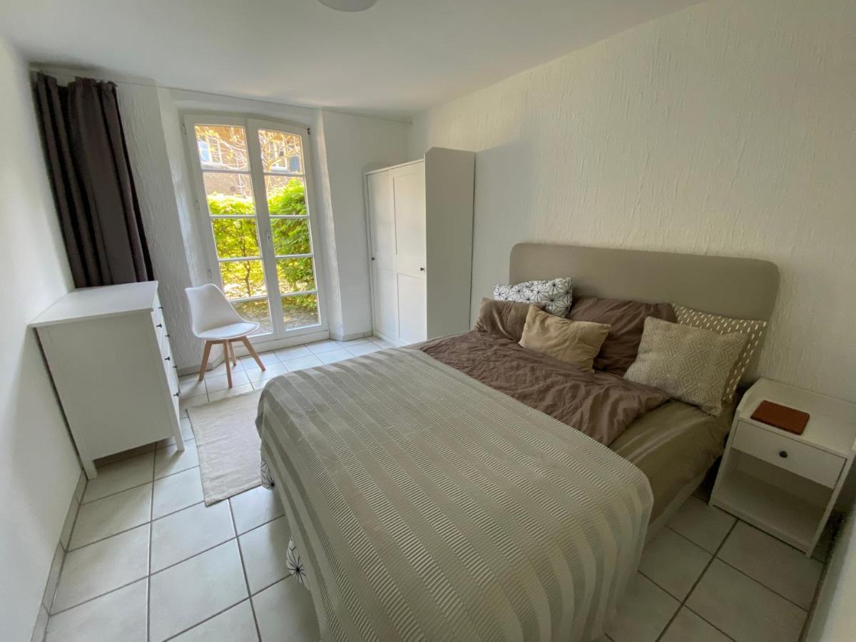 Denkmalschutz - Zentral - Haustiere - Messe Apartment Neuss Bagian luar foto